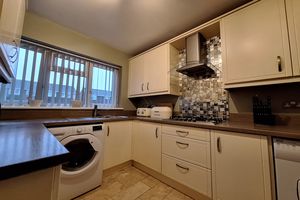 Kitchen- click for photo gallery